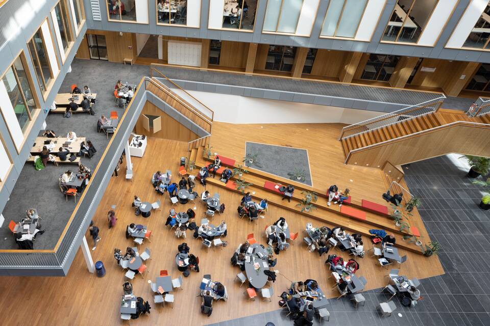 Ahrend education project interior view of Vrije Universtiteit Amsterdam in Amsterdam 13