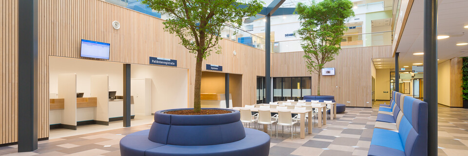 Gispen healthcare project Reinier de Graaf hospital in Delft K5B0586