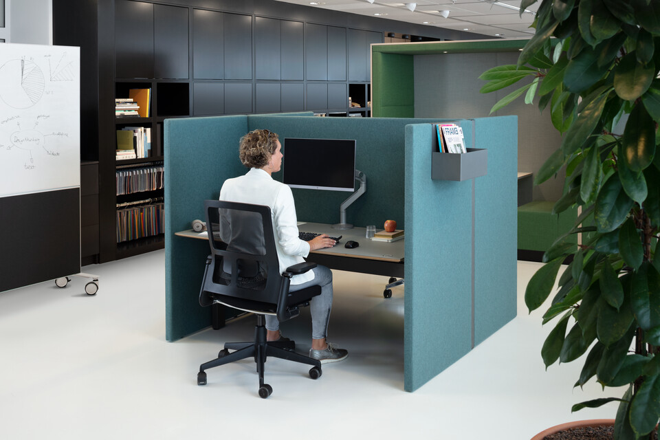 Royal Ahrend Inspiration Centre in Amsterdam interior view SP04