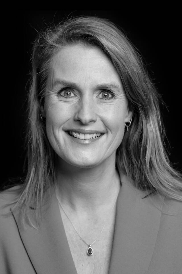 Annemieke Los   portraitm