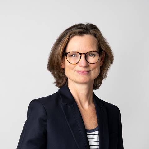 Colour portrait of Marianne Wind