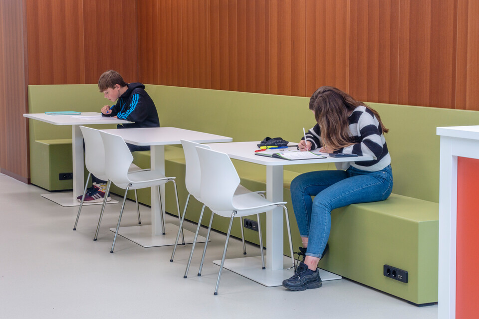 Gispen education project RSG Lingecollege in Tiel RF8