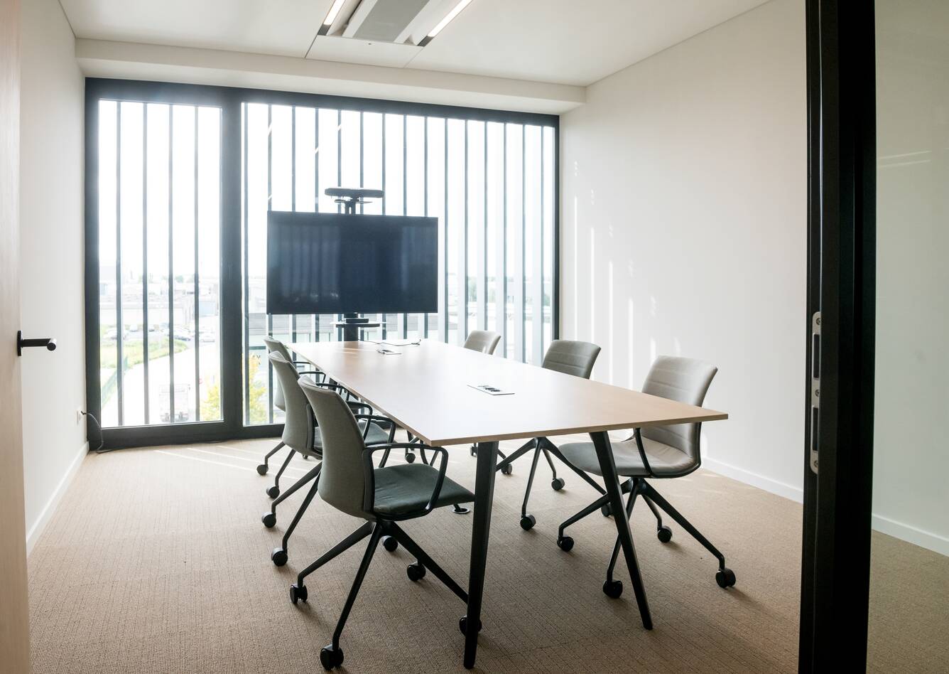 Royal Ahrend office project interior view of EEG in Gullegem SC0227