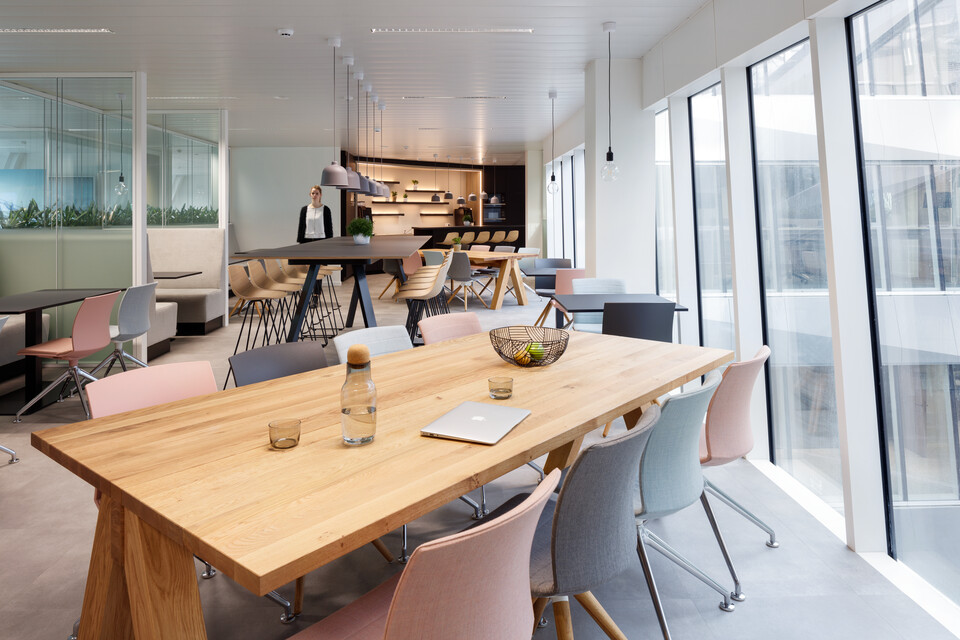 Royal Ahrend office project NMBS in Gent interior view SP2