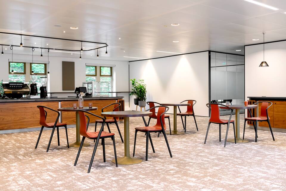 Gispen Government project interior view of FMH Haaglanden in The Hague MB5137