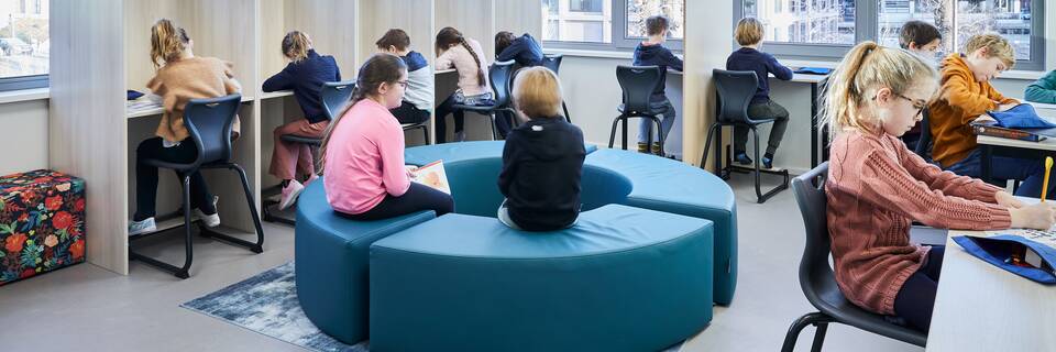 Gispen education project interior view of primary school IKC Muiderkring in Muiden 12650