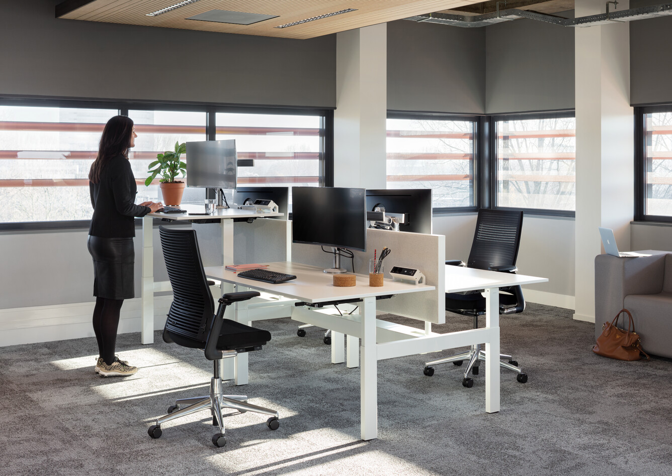 Royal Ahrend office project Stedin in Delft 02
