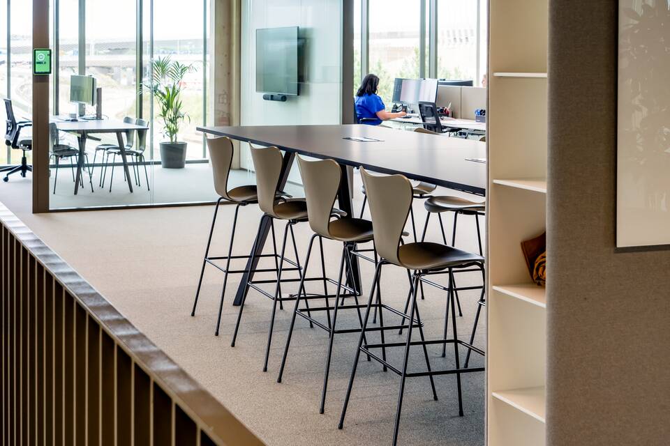 Royal Ahrend office project interior view of Van Laere in Zwijndrecht MLV677