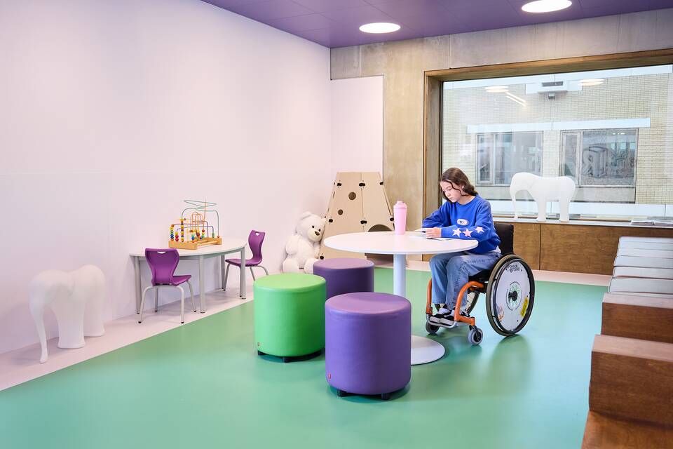Gispen education healthcare project interior view of Rotterdam Education and Rehabilitation Center in Rotterdam DZK31040