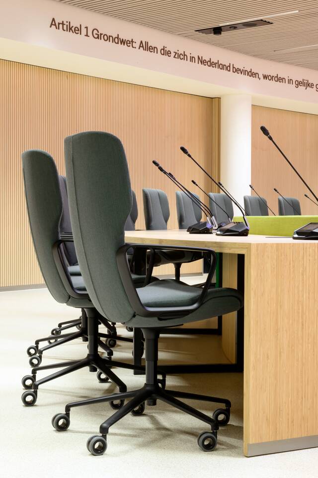 Gispen goverment project interior view of municipality of Land van Cuijk in Boxmeer MB02