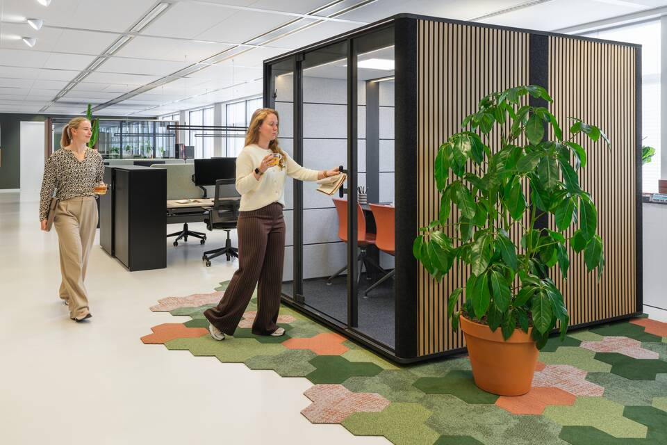 Cerene Meet Connect low, Well   landscapem