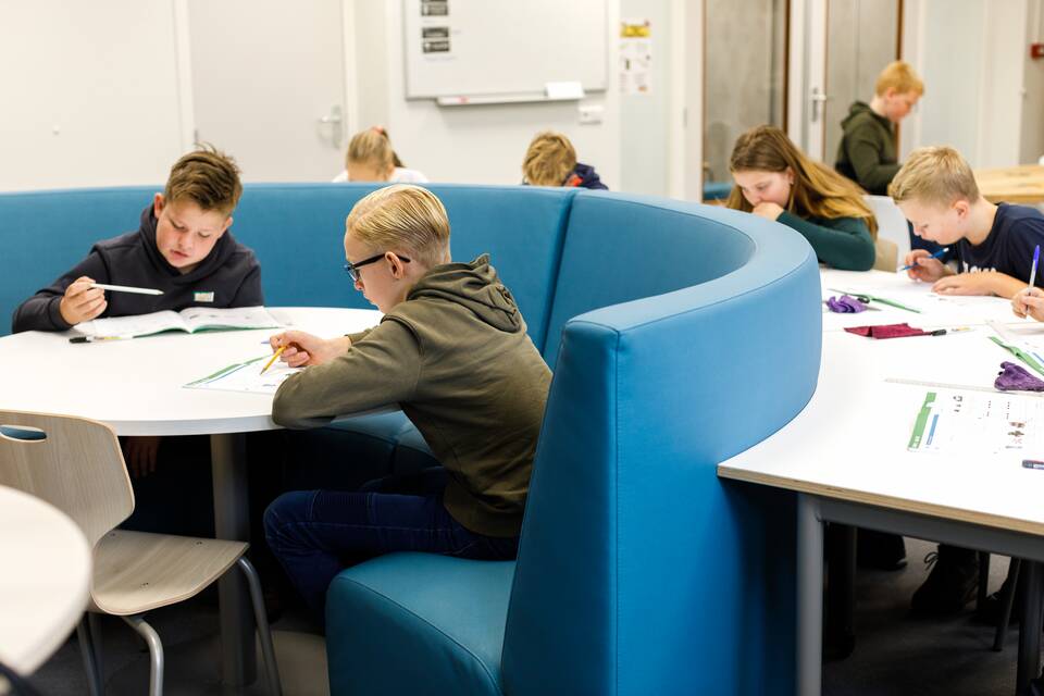Gispen education project interior view of primary school SMDB Notter Zuna in Notter KF0679