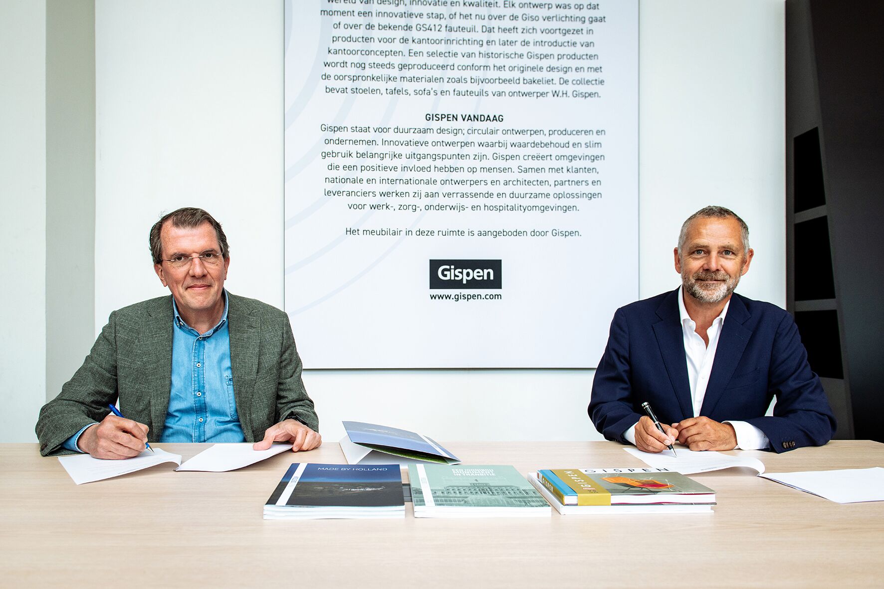 Gispen signing agreement with Made by Holland Paleis Soestdijk in Baarn 02