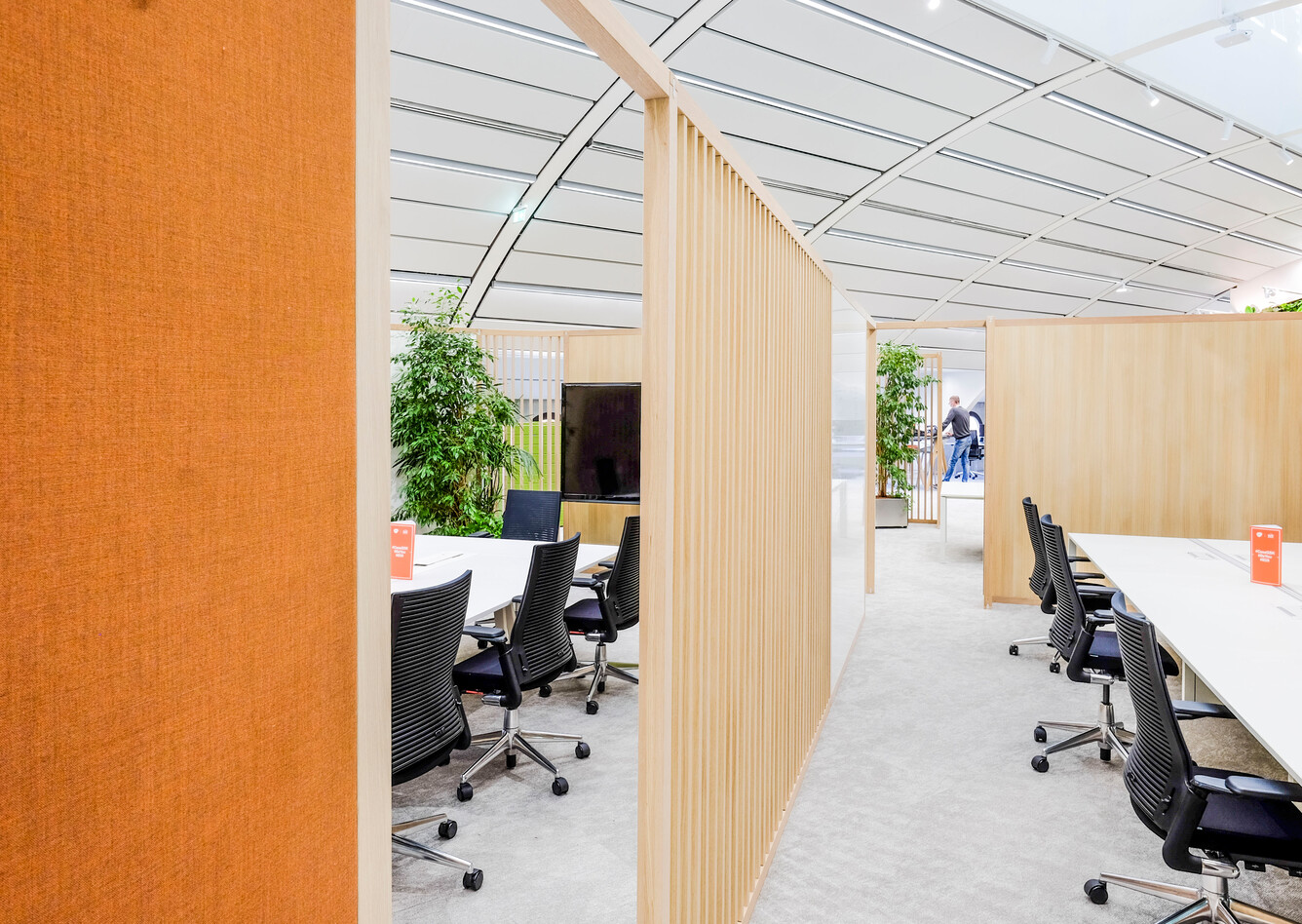 Royal Ahrend office project interior view of GlaxoSmithKline in Verona 8822