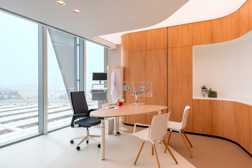 Royal Ahrend Showroom in Dubai 6062