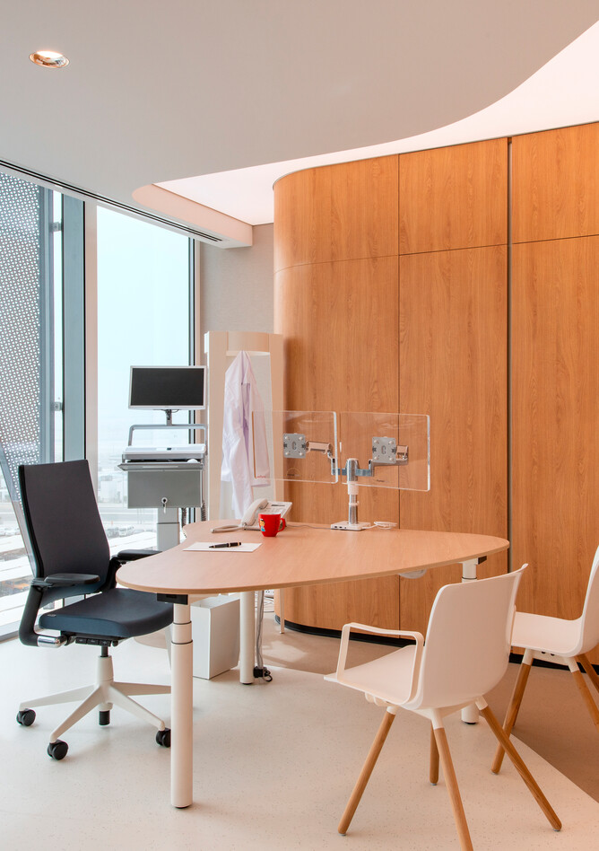 Royal Ahrend Showroom in Dubai 6062