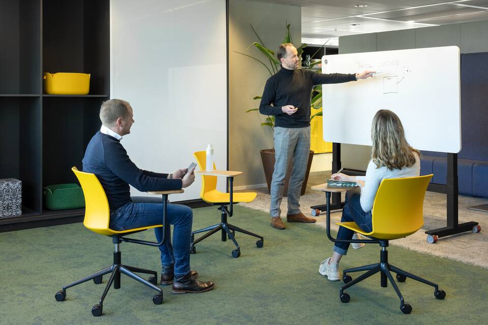 Royal Ahrend interior view of Inspiration Centre AIC in Amsterdam SP15
