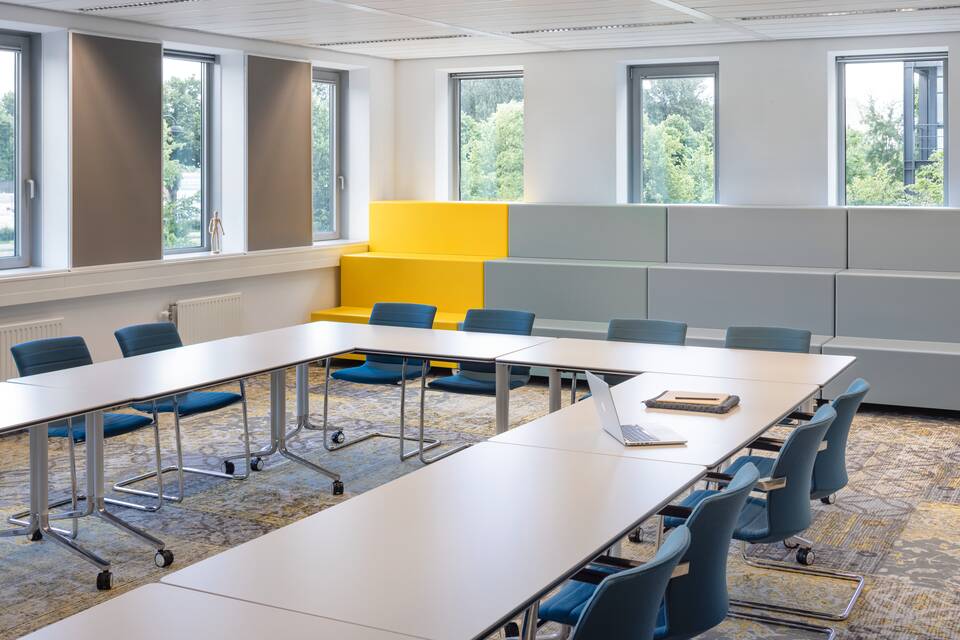 Ahrend government project interior view of Police department in nieuwegein SP01