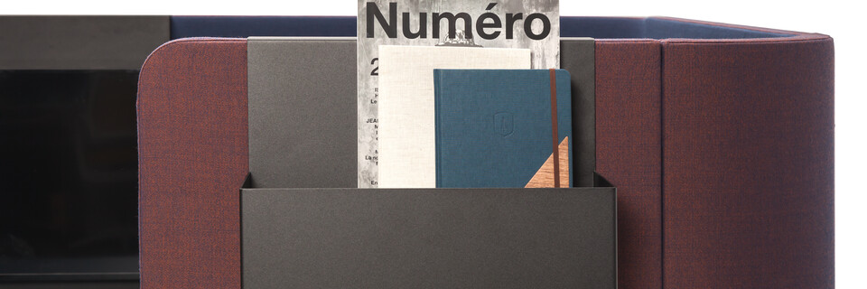 Gispen HUGG Duo couch XL upholstered in blue with black storage box front detail view