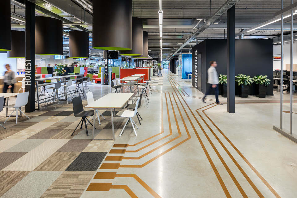 Royal Ahrend office project Topic Embedded Systems in Best 01