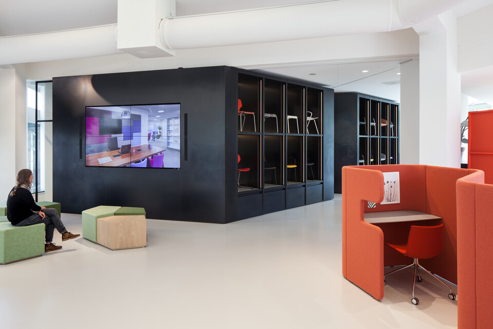 Royal Ahrend Showroom in Sint Oedenrode 034