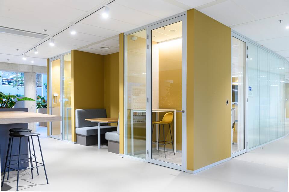 Gispen government project interior view of Police Hub 50 in Utrecht 0355