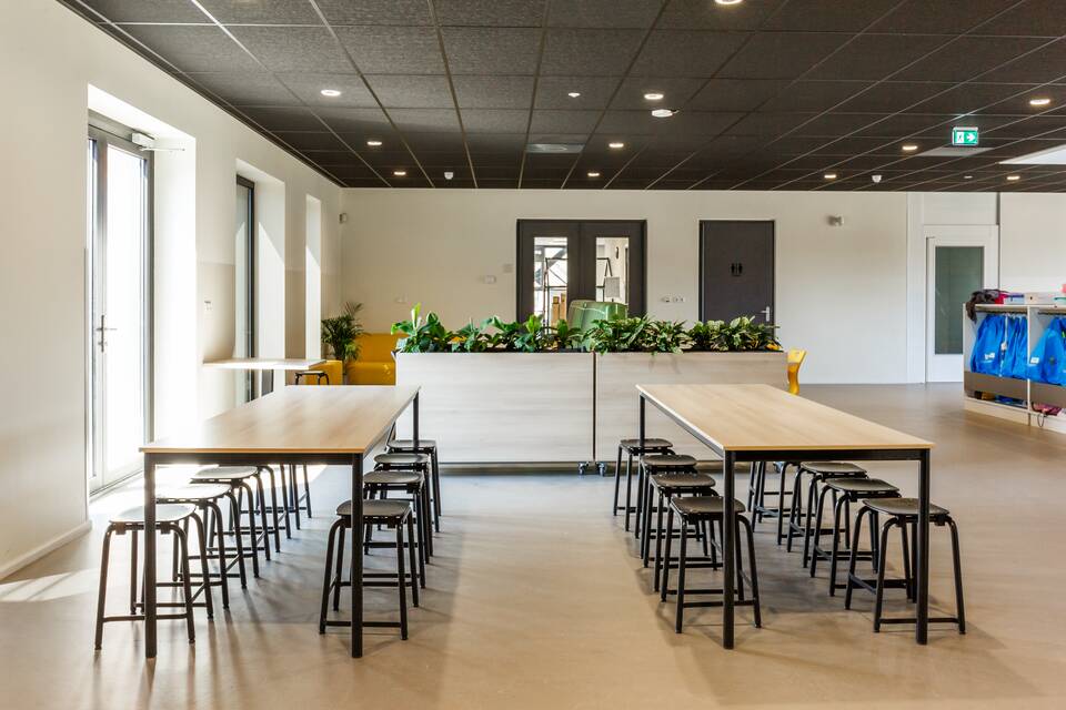 Gispen education project interior view of primary school IKC Muiderkring in Muiden KF5342