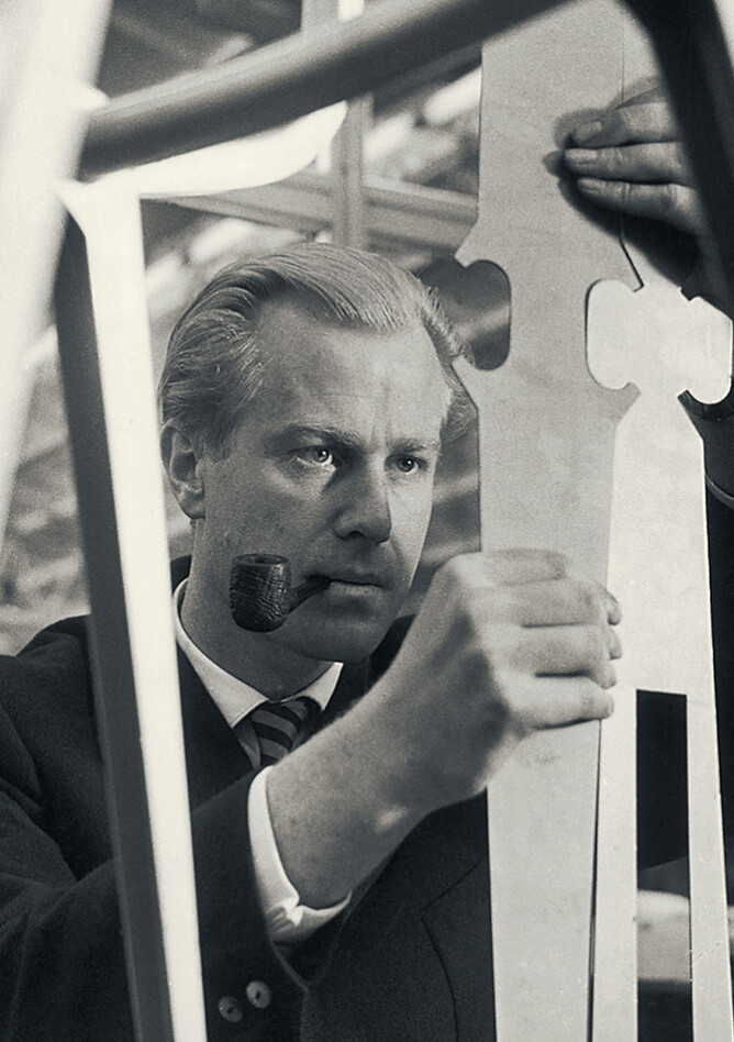 Black and white portrait of Friso Kramer