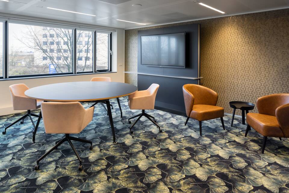 Royal Ahrend government project interior view of government meeting cafe in Amsterdam SP14