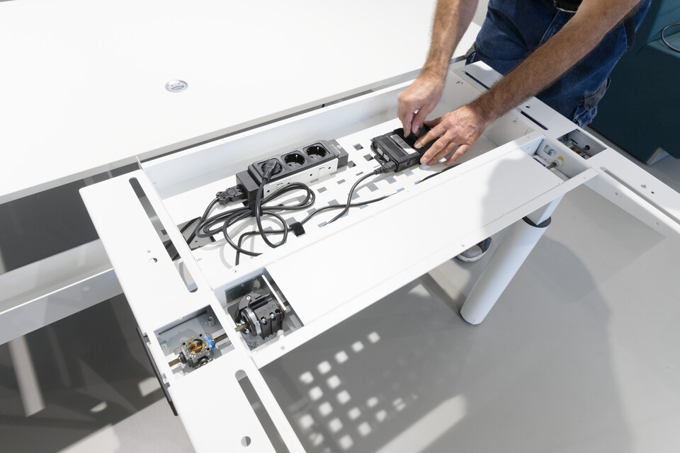 Gispen service cable management 00A6811