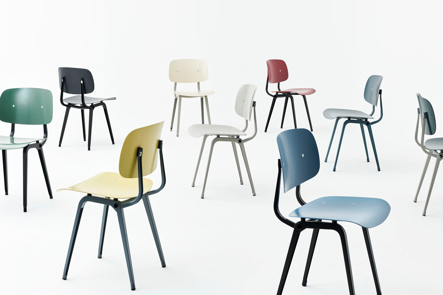 Ahrend | Revolt by HAY