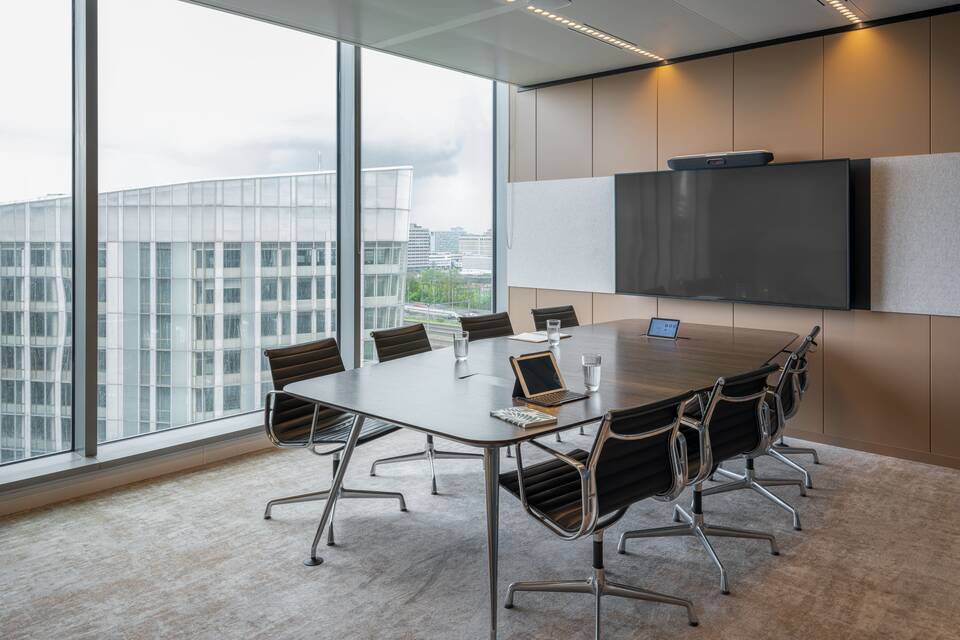 Royal Ahrend office project interior view of Tower Ten in Amsterdam SP13