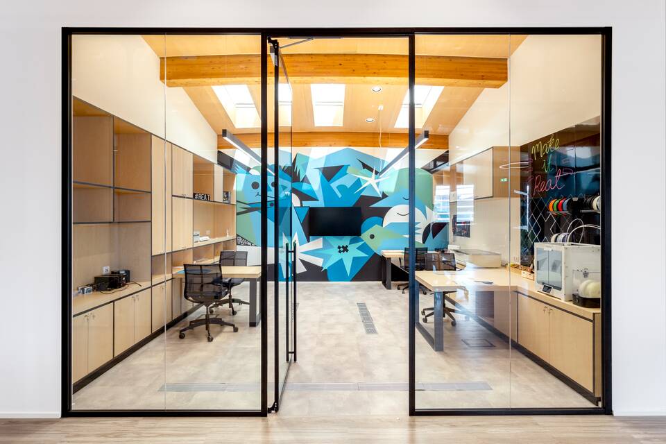 Royal Ahrend office project interior view of IBM Client Center in Milan FI003