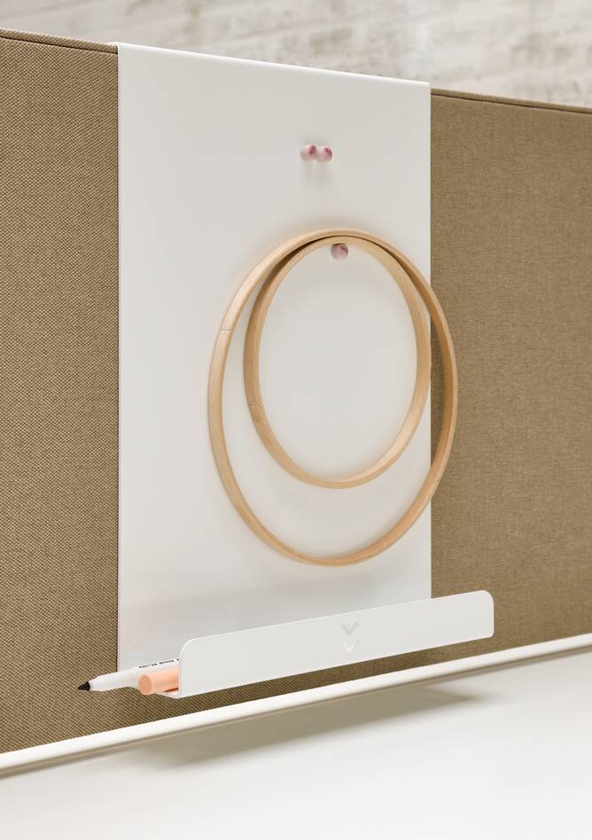 Techo Fount dual workstation with beige WF25 screen with white whiteboard front left detail view