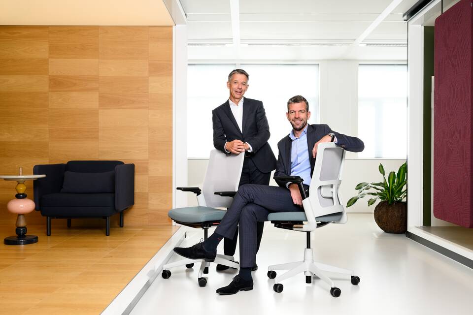 Colour portrait of Eugène Sterken and Rofl Verspuij with 2020 Verta in grey