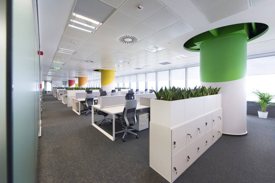Royal Ahrend office project interior view of Huawei in Bucharest LV008
