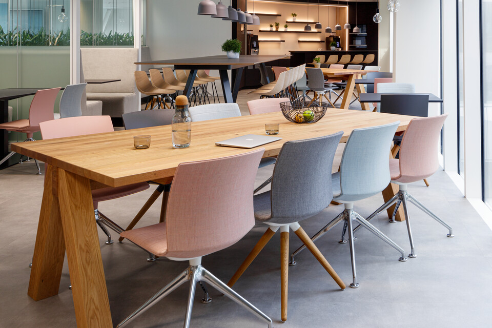 Royal Ahrend office project NMBS in Gent interior view SP3