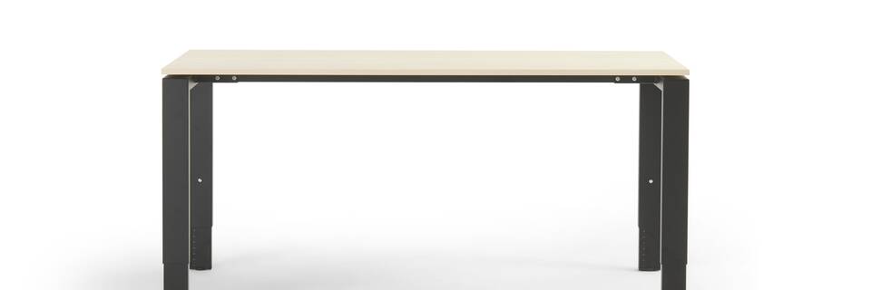 Gispen IC table in black with beech tabletop front view