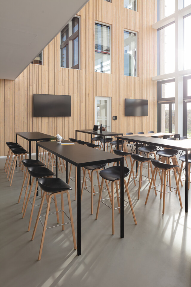 Royal Ahrend office project Vandemoortele in Gent 01