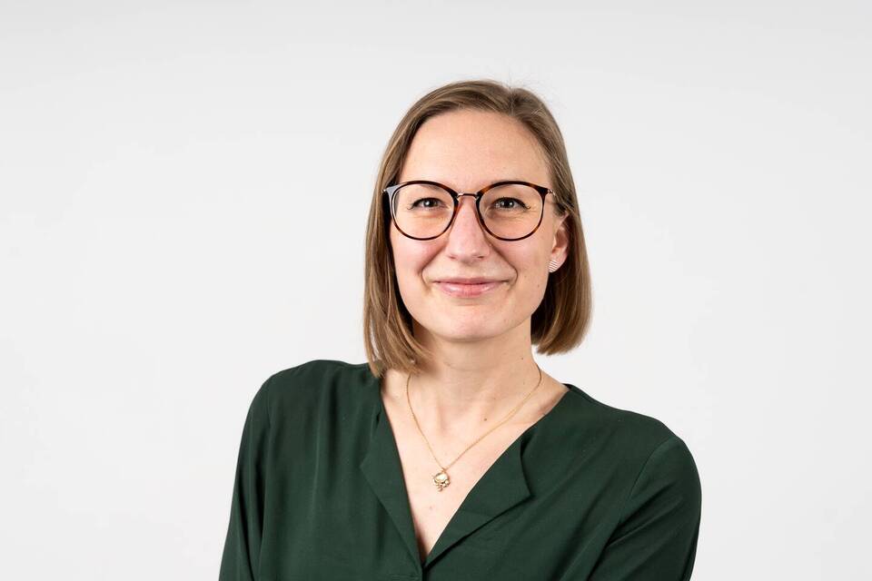 landscapexl Colour portrait of Bastienne Merks