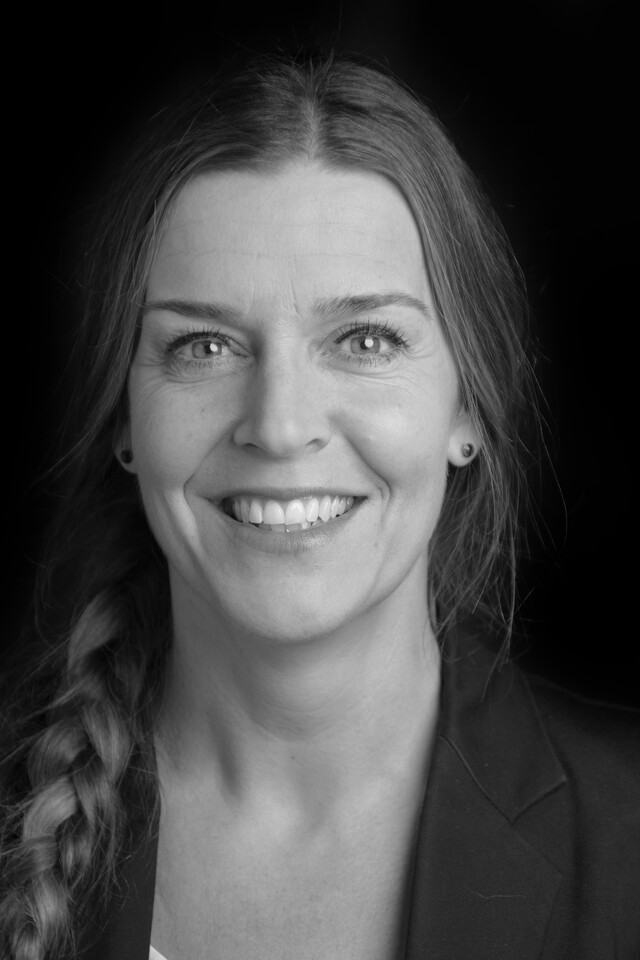 black and white portrait of Danon van der Hoeven