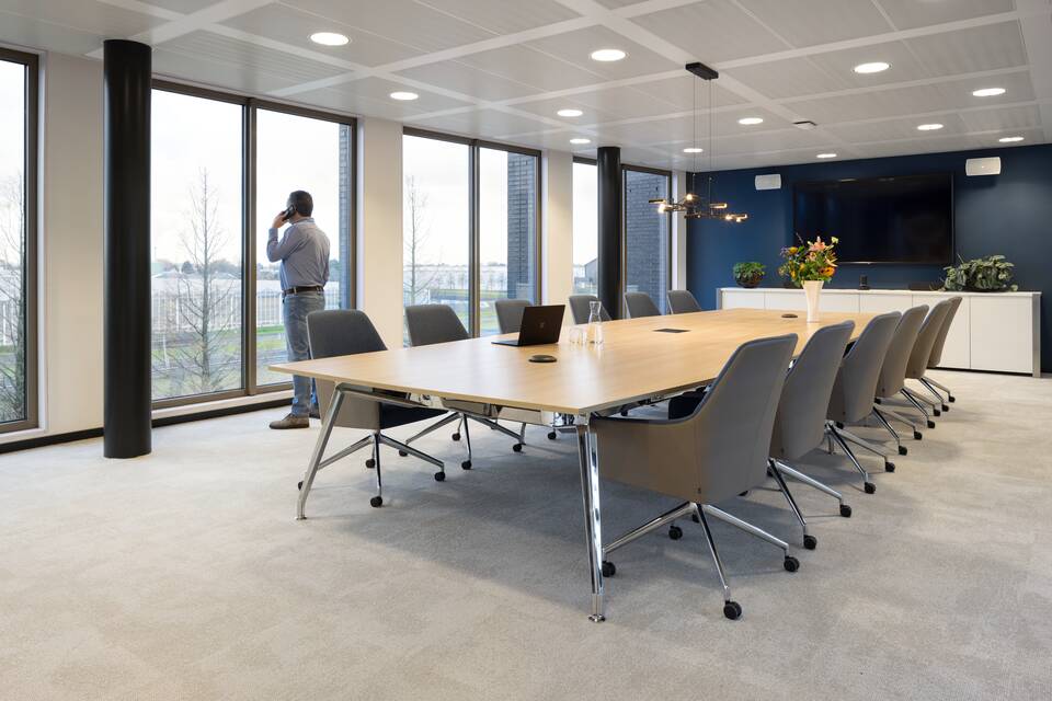 Royal Ahrend office project interior view of Venéco DB+ in Wateringen SP08