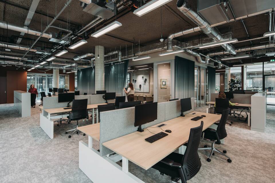 Royal Ahrend office project interior view of Unilever in Rotterdam EB083