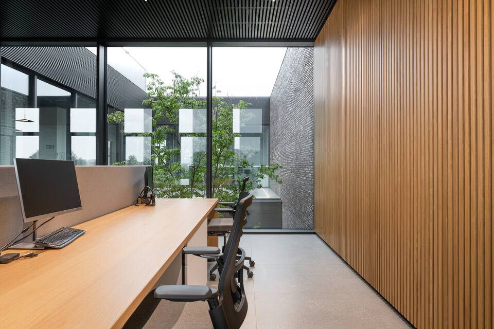 Ahrend office project interior view of Staalbeton in Rijkevorsel NV6103
