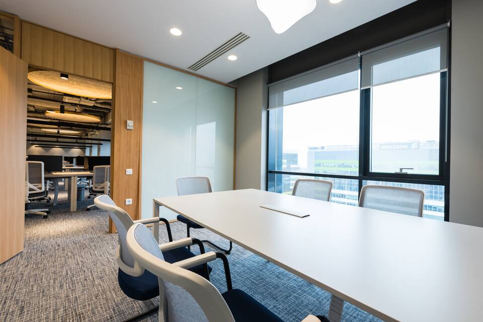 Royal Ahrend office project interior view of Microsoft in Bucharest LV009