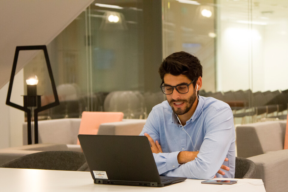 Gispen office project Brightlands Center Court in Geleen DF1532