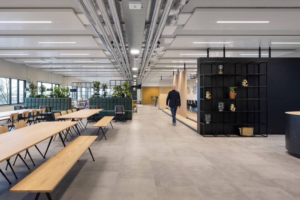 Royal Ahrend government project interior view of government meeting cafe in Amsterdam SP08
