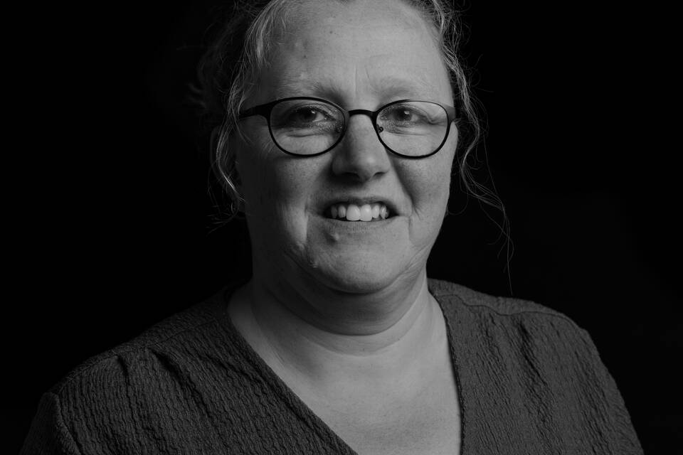 Black and white portrait of Karin Burgers.tif