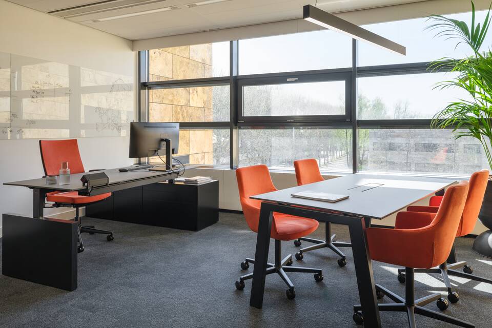 Royal Ahrend office project interior view of Zeekr in Amsterdam SP02