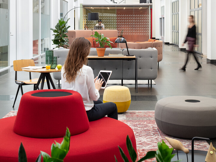 Royal Ahrend Inspiration Centre in Amsterdam 054